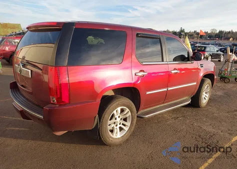 2008 Cadillac Escalade Standard z USA, uszkodzony, nr VIN 1GYFK63878R186453